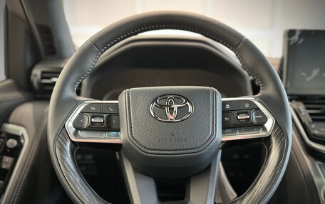Toyota Land Cruiser, 2024 год, 12 500 000 рублей, 18 фотография