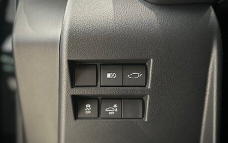 Toyota Land Cruiser, 2024 год, 12 500 000 рублей, 31 фотография