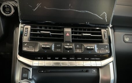 Toyota Land Cruiser, 2024 год, 12 500 000 рублей, 21 фотография