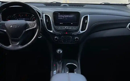 Chevrolet Equinox III, 2021 год, 1 840 000 рублей, 7 фотография