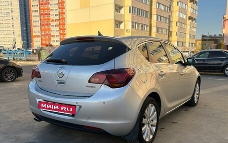 Opel Astra J, 2011 год, 850 000 рублей, 5 фотография