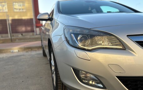 Opel Astra J, 2011 год, 850 000 рублей, 9 фотография