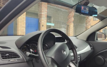 Renault Fluence I, 2012 год, 800 000 рублей, 3 фотография