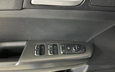 KIA Sportage IV рестайлинг, 2019 год, 2 195 000 рублей, 12 фотография