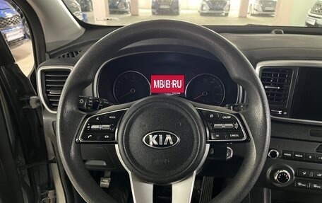KIA Sportage IV рестайлинг, 2019 год, 2 195 000 рублей, 10 фотография