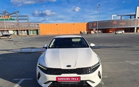 KIA K5, 2021 год, 2 500 000 рублей, 15 фотография