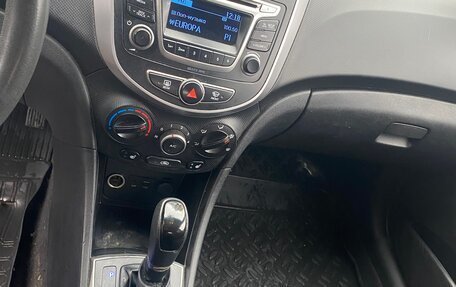 Hyundai Solaris II рестайлинг, 2016 год, 639 999 рублей, 11 фотография
