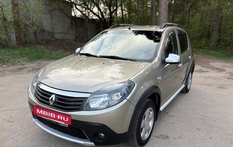 Renault Sandero I, 2012 год, 730 000 рублей, 3 фотография