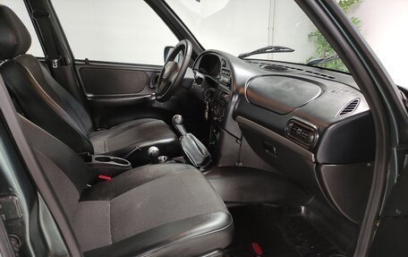 Chevrolet Niva I рестайлинг, 2010 год, 460 000 рублей, 9 фотография