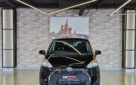 Toyota Sienta II, 2020 год, 1 685 000 рублей, 2 фотография