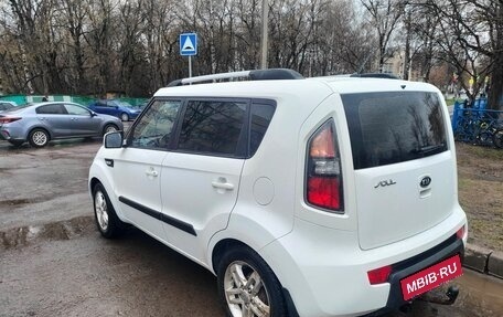 KIA Soul I рестайлинг, 2011 год, 900 000 рублей, 2 фотография