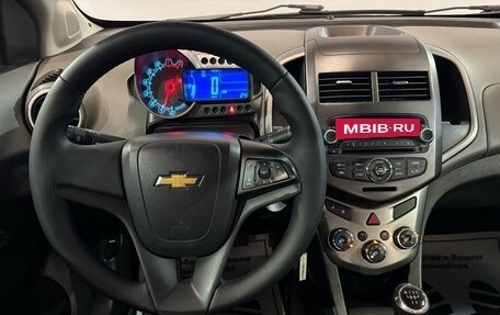 Chevrolet Aveo III, 2014 год, 667 000 рублей, 5 фотография