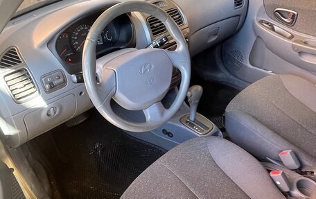 Hyundai Accent II, 2004 год, 550 000 рублей, 7 фотография