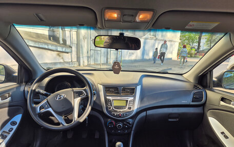 Hyundai Solaris II рестайлинг, 2012 год, 795 000 рублей, 9 фотография