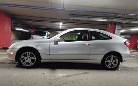 Mercedes-Benz C-Класс, 2003 год, 450 000 рублей, 10 фотография