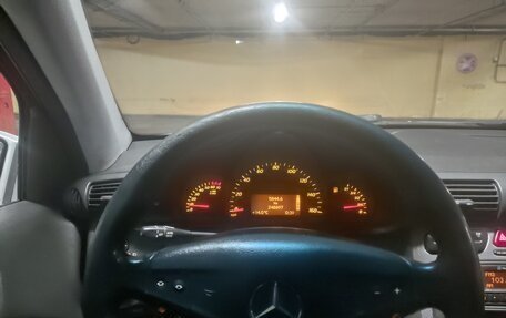Mercedes-Benz C-Класс, 2003 год, 450 000 рублей, 23 фотография