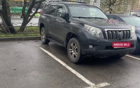 Toyota Land Cruiser Prado 150 рестайлинг 2, 2010 год, 2 200 000 рублей, 6 фотография