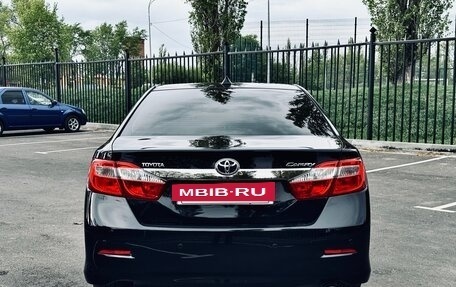 Toyota Camry, 2013 год, 2 200 000 рублей, 4 фотография