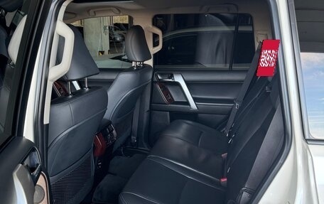Toyota Land Cruiser Prado 150 рестайлинг 2, 2016 год, 4 700 000 рублей, 8 фотография