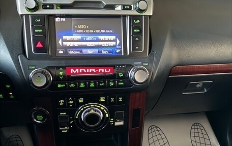 Toyota Land Cruiser Prado 150 рестайлинг 2, 2016 год, 4 700 000 рублей, 13 фотография
