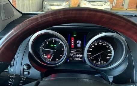 Toyota Land Cruiser Prado 150 рестайлинг 2, 2016 год, 4 700 000 рублей, 12 фотография