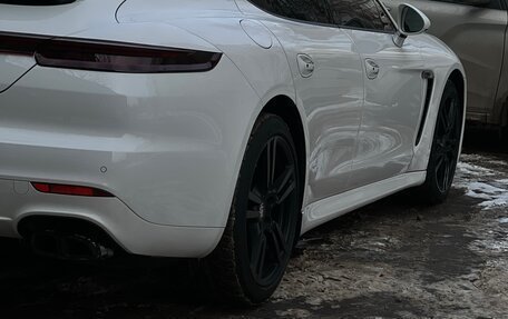 Porsche Panamera II рестайлинг, 2010 год, 3 000 000 рублей, 11 фотография