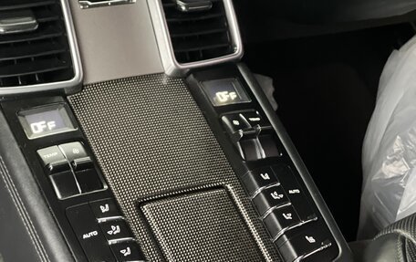 Porsche Panamera II рестайлинг, 2010 год, 3 000 000 рублей, 30 фотография
