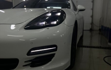 Porsche Panamera II рестайлинг, 2010 год, 3 000 000 рублей, 37 фотография