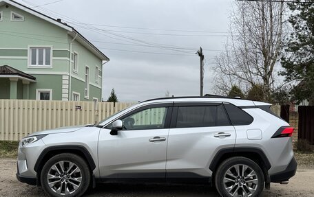 Toyota RAV4, 2020 год, 3 990 000 рублей, 4 фотография