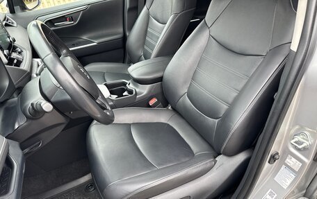 Toyota RAV4, 2020 год, 3 990 000 рублей, 19 фотография