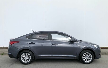 Hyundai Solaris II рестайлинг, 2021 год, 1 870 000 рублей, 8 фотография
