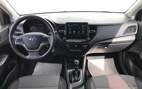 Hyundai Solaris II рестайлинг, 2021 год, 1 870 000 рублей, 10 фотография