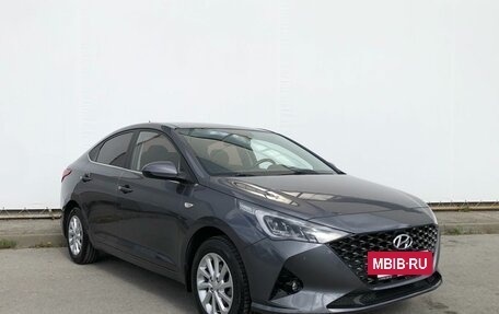 Hyundai Solaris II рестайлинг, 2021 год, 1 870 000 рублей, 3 фотография