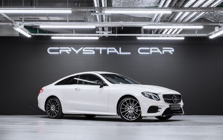 Mercedes-Benz E-Класс, 2018 год, 4 400 000 рублей, 1 фотография