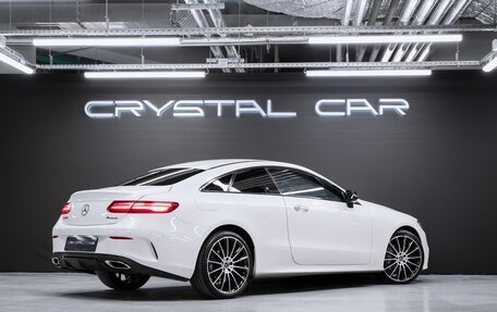 Mercedes-Benz E-Класс, 2018 год, 4 400 000 рублей, 3 фотография