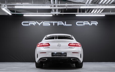 Mercedes-Benz E-Класс, 2018 год, 4 400 000 рублей, 6 фотография