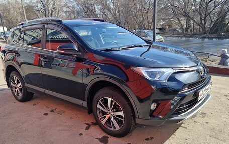 Toyota RAV4, 2017 год, 3 000 000 рублей, 3 фотография
