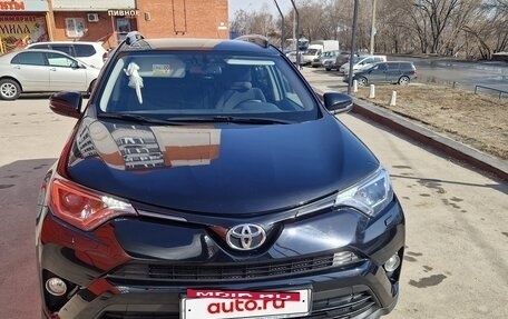 Toyota RAV4, 2017 год, 3 000 000 рублей, 5 фотография