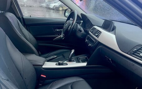 BMW 3 серия, 2013 год, 1 400 000 рублей, 12 фотография