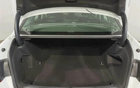 Audi A4, 2016 год, 2 150 500 рублей, 19 фотография