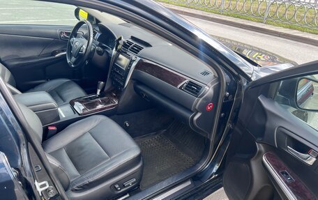 Toyota Camry, 2014 год, 2 350 000 рублей, 11 фотография