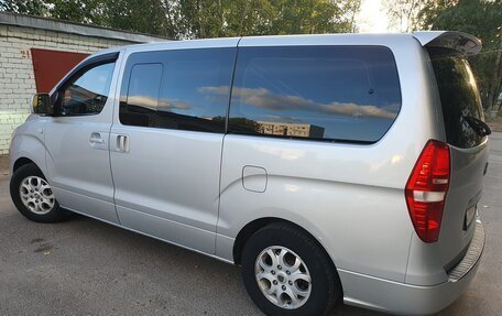 Hyundai Grand Starex Grand Starex I рестайлинг 2, 2010 год, 1 450 000 рублей, 7 фотография