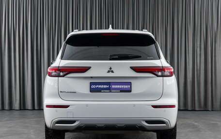 Mitsubishi Outlander, 2023 год, 4 497 000 рублей, 4 фотография
