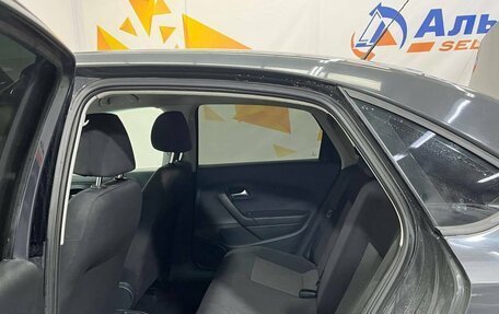 Volkswagen Polo VI (EU Market), 2010 год, 615 000 рублей, 24 фотография