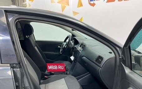 Volkswagen Polo VI (EU Market), 2010 год, 615 000 рублей, 28 фотография