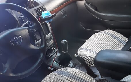Toyota Avensis III рестайлинг, 2007 год, 1 210 000 рублей, 2 фотография