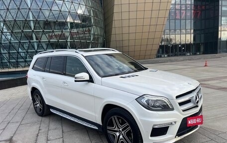 Mercedes-Benz GL-Класс, 2014 год, 3 500 000 рублей, 2 фотография