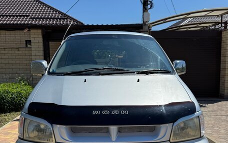 Toyota Lite Ace IV, 1998 год, 600 000 рублей, 3 фотография