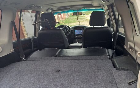 Mitsubishi Pajero IV, 2008 год, 1 480 000 рублей, 13 фотография