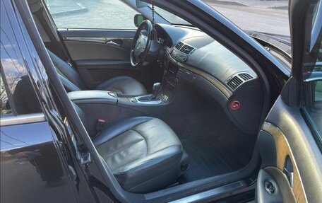 Mercedes-Benz E-Класс, 2004 год, 880 000 рублей, 16 фотография